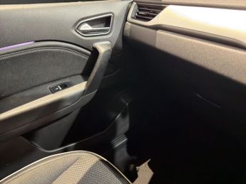 RENAULT CAPTUR 1.6 E-TECH techno SUV 5dr Petrol Hybrid Auto Euro 6 (s/s) (145 p