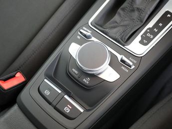 AUDI Q2 2.0 TDI 30 Technik SUV 5dr Diesel S Tronic Euro 6 (s/s) (116 ps)