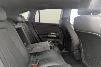 MERCEDES-BENZ EQA EQA 250+ 70.5kWh Sport SUV 5dr Electric Auto (190 ps)