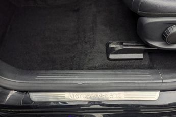 MERCEDES-BENZ EQA EQA 250+ 70.5kWh Sport SUV 5dr Electric Auto (190 ps)