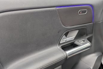 MERCEDES-BENZ EQA EQA 250+ 70.5kWh Sport SUV 5dr Electric Auto (190 ps)