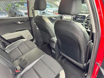 KIA STONIC 1.0 T-GDi MHEV Connect SUV 5dr Petrol Hybrid DCT Euro 6 (s/s) (1