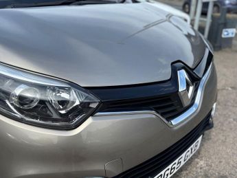 RENAULT CAPTUR 1.5 dCi ENERGY Dynamique Nav SUV 5dr Diesel Auto Euro 6 (s/s) (9