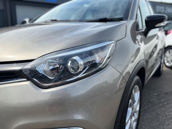 RENAULT CAPTUR 1.5 dCi ENERGY Dynamique Nav SUV 5dr Diesel Auto Euro 6 (s/s) (9