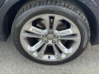 AUDI Q3 2.0 TDI S line Plus SUV 5dr Diesel S Tronic quattro Euro 5 (s/s)
