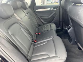 AUDI Q3 2.0 TDI S line Plus SUV 5dr Diesel S Tronic quattro Euro 5 (s/s)
