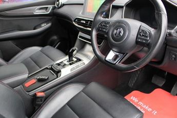 MG MG HS 1.5 T-GDI 16.6kWh Excite SUV 5dr Petrol Plug-in Hybrid Auto Euro