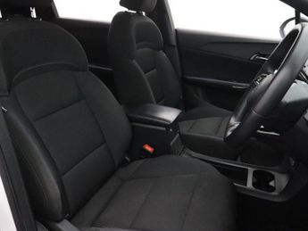 MG MG 4 51kWh SE Hatchback 5dr Electric Auto (170 ps)