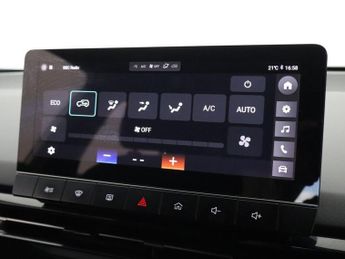 MG MG 4 51kWh SE Hatchback 5dr Electric Auto (170 ps)