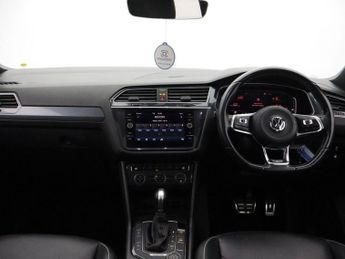 VOLKSWAGEN TIGUAN 2.0 TDI R-Line SUV 5dr Diesel DSG 4Motion Euro 6 (s/s) (190 ps)