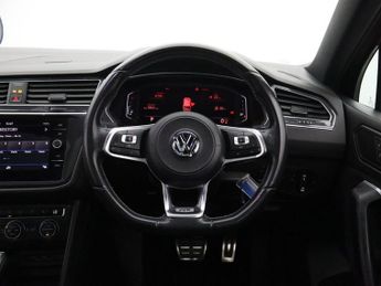 VOLKSWAGEN TIGUAN 2.0 TDI R-Line SUV 5dr Diesel DSG 4Motion Euro 6 (s/s) (190 ps)