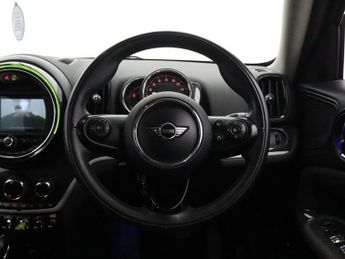 MINI COUNTRYMAN 1.5 7.6kWh Cooper SE SUV 5dr Petrol Plug-in Hybrid Auto ALL4 Eur