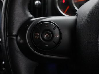 MINI COUNTRYMAN 1.5 7.6kWh Cooper SE SUV 5dr Petrol Plug-in Hybrid Auto ALL4 Eur