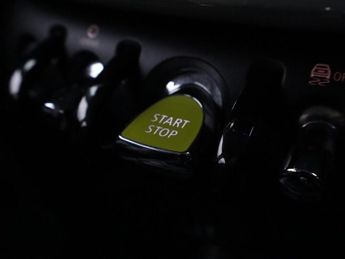 MINI COUNTRYMAN 1.5 7.6kWh Cooper SE SUV 5dr Petrol Plug-in Hybrid Auto ALL4 Eur