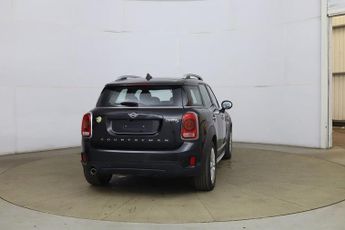 MINI COUNTRYMAN 1.5 7.6kWh Cooper SE SUV 5dr Petrol Plug-in Hybrid Auto ALL4 Eur