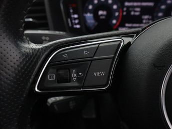 AUDI A1 1.5 TFSI 35 S line Sportback 5dr Petrol S Tronic Euro 6 (s/s) (1
