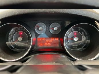 FIAT PUNTO 1.4 GBT Hatchback 3dr Petrol Manual Euro 5 (s/s) (77 bhp)