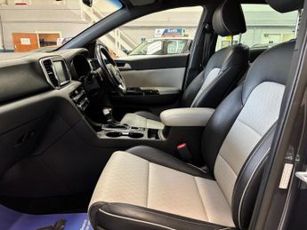 KIA SPORTAGE 1.6 T-GDi GT-Line S SUV 5 door Petrol DCT AWD Euro 6 in Silver