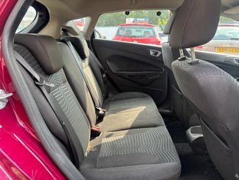 FORD FIESTA 1.25 Zetec Hatchback 5dr Petrol Manual Euro 5 (82 ps)