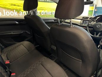 SKODA FABIA 1.2 TSI SE L Hatchback 5 door Petrol DSG Euro 6 in Beige
