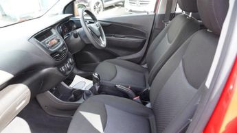 VAUXHALL VIVA 1.0i SE Hatchback 5dr Petrol Manual Euro 6 (a/c) (75 ps)