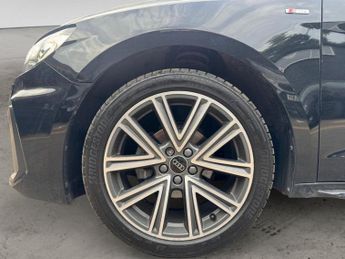 AUDI A1 1.0 TFSI 25 S line Sportback 5dr Petrol S Tronic Euro 6 (s/s) (9
