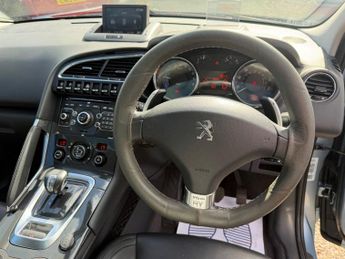 PEUGEOT 3008 2.0 h e-HDi SUV 5dr Diesel Hybrid EGC 4WD Euro 5 (s/s) (200 ps)