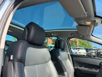 PEUGEOT 3008 2.0 h e-HDi SUV 5dr Diesel Hybrid EGC 4WD Euro 5 (s/s) (200 ps)