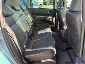 PEUGEOT 3008 2.0 h e-HDi SUV 5dr Diesel Hybrid EGC 4WD Euro 5 (s/s) (200 ps)