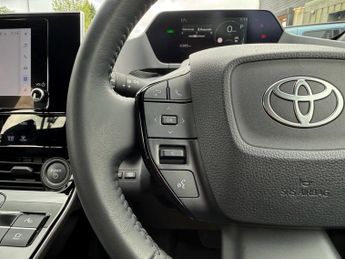 TOYOTA BZ4X 71.4kWh Pure SUV 5dr Electric Auto (11kW OBC) (204 ps)