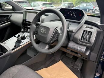 TOYOTA BZ4X 71.4kWh Pure SUV 5dr Electric Auto (11kW OBC) (204 ps)