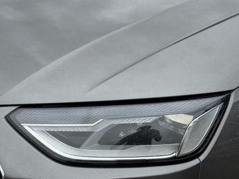AUDI A4 2.0 TDI 35 Technik Saloon 4dr Diesel S Tronic Euro 6 (s/s) (163 
