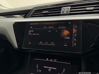 AUDI E-TRON 55 SUV 5dr Electric Auto quattro 95kWh (408 ps)