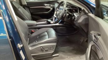 AUDI E-TRON 55 SUV 5dr Electric Auto quattro 95kWh (408 ps)