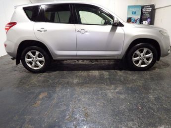TOYOTA RAV4 2.0 V-Matic XT-R SUV 5dr Petrol Multidrive S 4WD Euro 5 (158 ps)