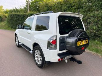 MITSUBISHI SHOGUN 3.2 DI-DC Warrior SUV 3dr Diesel Auto 4WD SWB Euro 6 (187 ps)