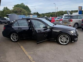 MERCEDES-BENZ C-CLASS 2.1 C220 CDI AMG Sport Saloon 4dr Diesel G-Tronic+ Euro 5 (s/s) 