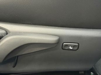TOYOTA AURIS 1.2 VVT-i Excel Hatchback 5dr Petrol Manual Euro 6 (s/s) (Safety