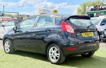 FORD FIESTA 1.0T EcoBoost Zetec Hatchback 5dr Petrol Powershift Euro 6 (100 