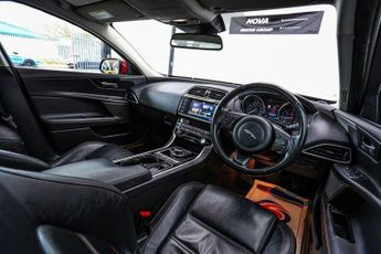 JAGUAR XE 2.0d Prestige Saloon 4dr Diesel Auto Euro 6 (s/s) (180 ps)