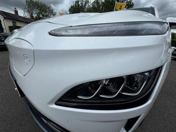 HYUNDAI KONA 64kWh Premium SUV 5dr Electric Auto (10.5kW Charger) (204 ps)