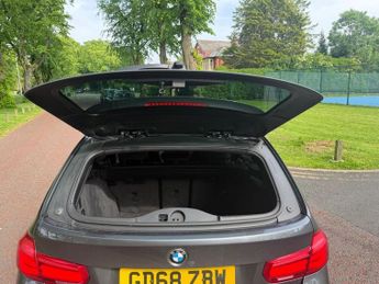 BMW 3 SERIES 2.0 320i M Sport Touring 5dr Petrol Auto xDrive Euro 6 (s/s) (18