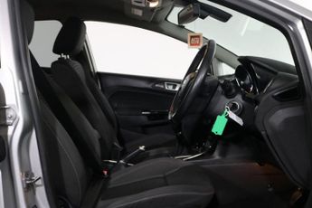FORD FIESTA 1.5 TDCi Titanium Hatchback 5dr Diesel Manual Euro 5 (75 ps)