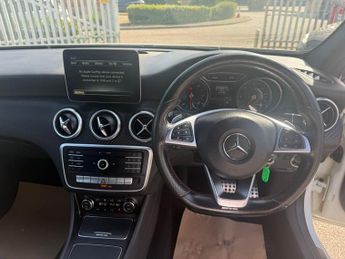 MERCEDES-BENZ A-CLASS 2.1 A200d AMG Line (Executive) Hatchback 5dr Diesel 7G-DCT Euro 