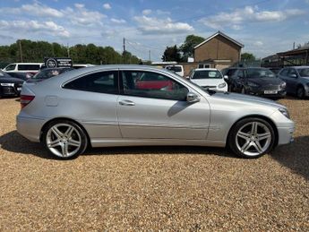 MERCEDES-BENZ CLC CLASS 1.8 CLC180K Sport Coupe 3dr Petrol Auto Euro 4 (143 ps)