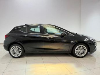 VAUXHALL ASTRA 1.6 CDTi BlueInjection Elite Nav Hatchback 5dr Diesel Auto Euro 