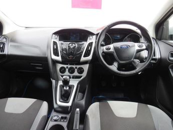 FORD FOCUS 1.6 TDCi Zetec Hatchback 5dr Diesel Manual Euro 5 (s/s) (115 ps)