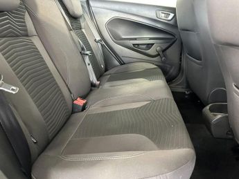 FORD FIESTA 1.6 Zetec Hatchback 5dr Petrol Powershift Euro 6 (105 ps)