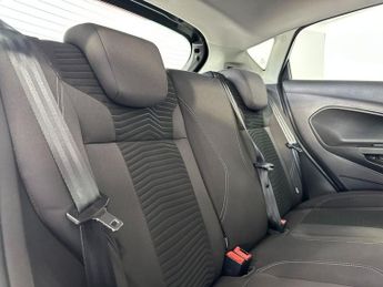 FORD FIESTA 1.6 Zetec Hatchback 5dr Petrol Powershift Euro 6 (105 ps)