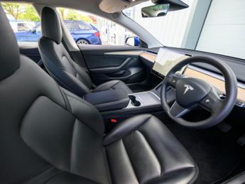 TESLA Model 3 (Dual Motor) Long Range Saloon 4dr Electric Auto 4WDE (346 ps)
